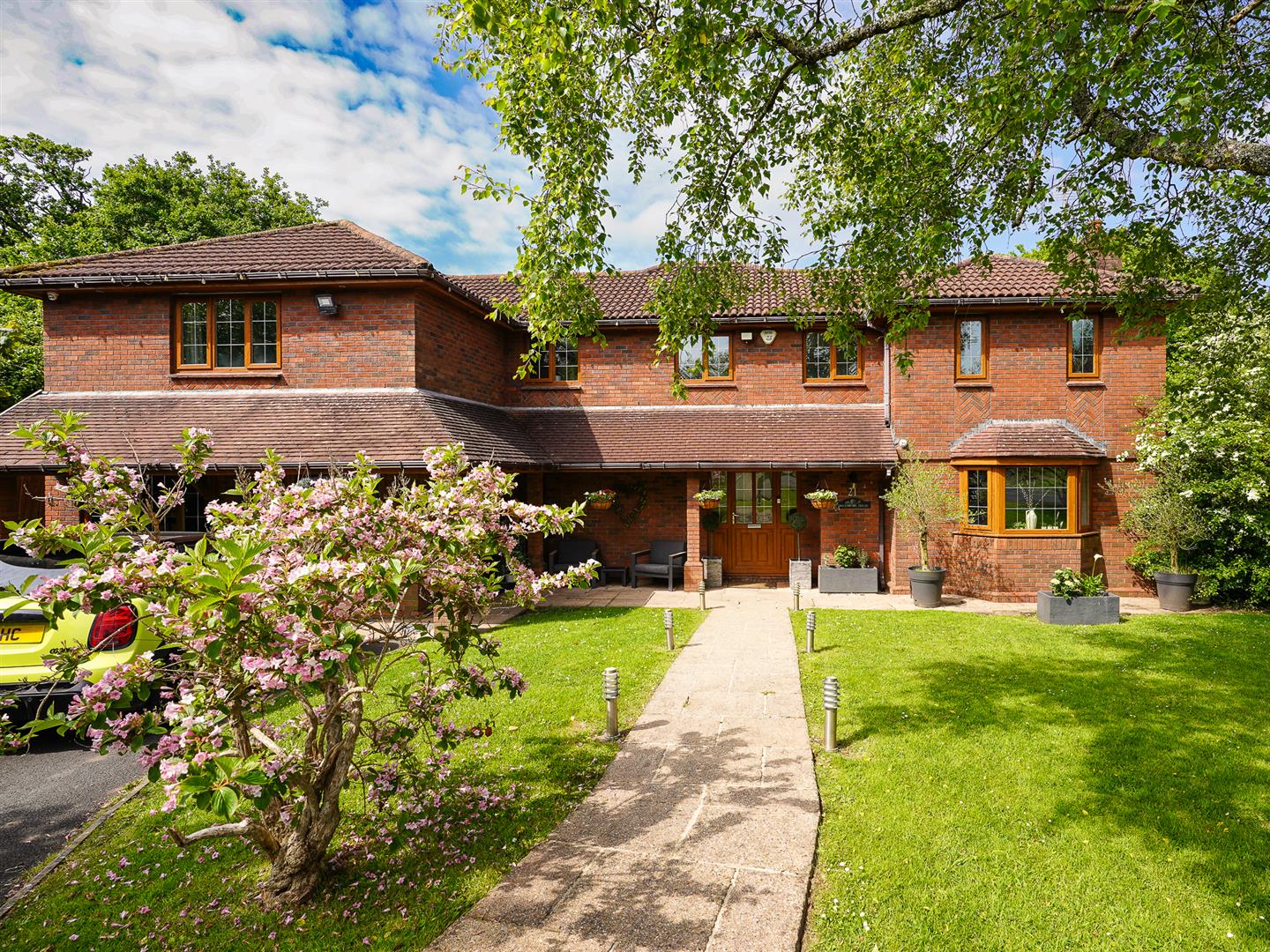Hollybush House, 21 Image