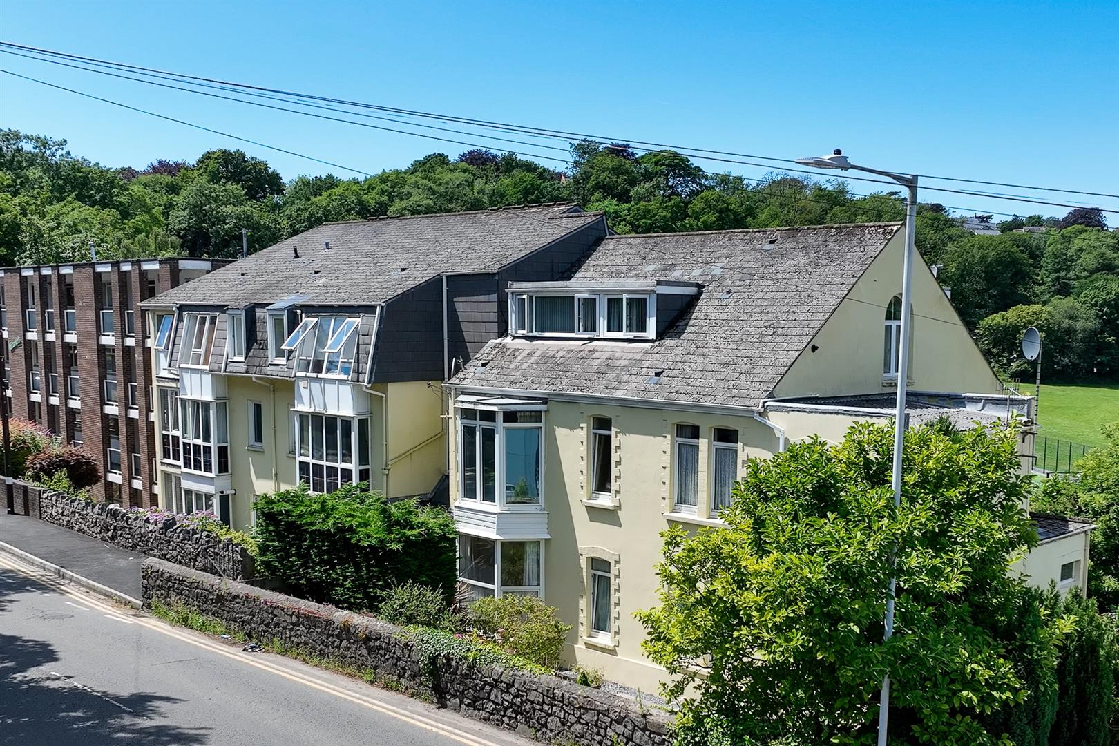 3 Parkside Apartments Image